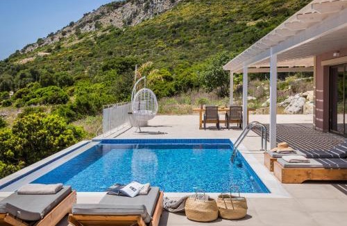 Skala Villa | Saint Nicholas Villas 3