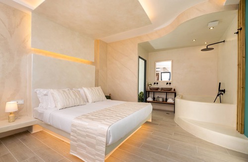 Imerovigli Hotel | Saint Sin Suites