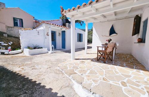 Marathokampos House | Samos Retroscape