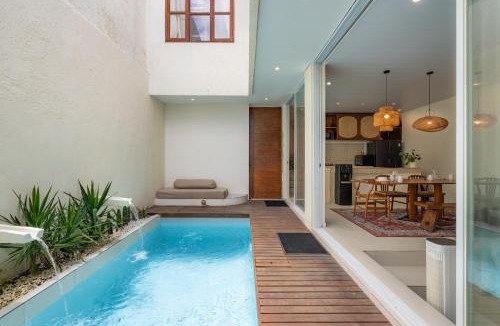 Bukit Villa | SandWave Villa by Betterplace