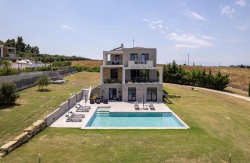 Kassandra Villa | Sani Invictus Villa