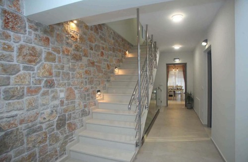 Apolpaina Apartment | Sanro Apartments