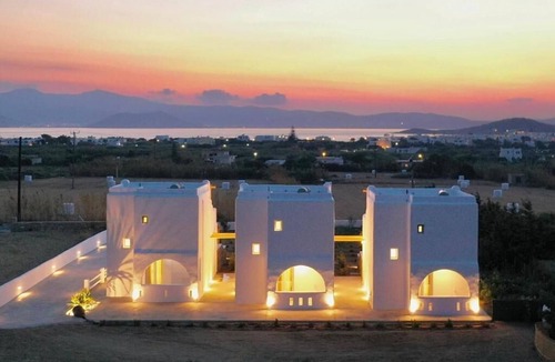 Naxos Villa | Santo Concept Luxury Black Villa with Pool & outdoor Jacuzzi Sea Views