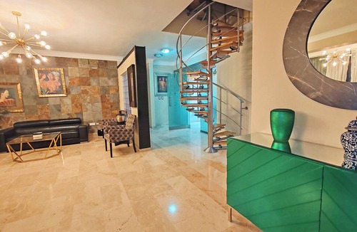 Evaristo Morales Apartment | Santo Domingo Bachelor Party 3BR Luxury Apartment with Jacuzzi