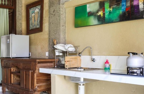 Penestanan Bed & Breakfast | Sari Bamboo Bungalows