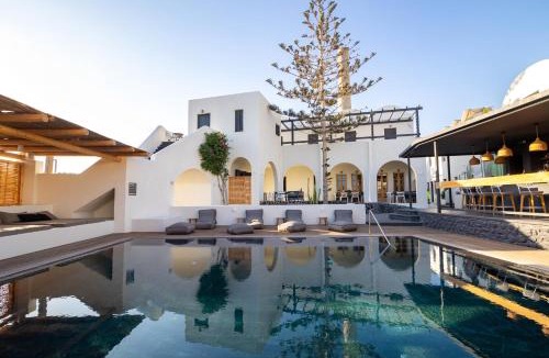 Monolithos Hotel | Scorpios Beach Santorini
