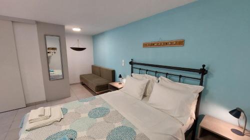 Mpoufalo Apartment | Sea Front Studio - Porto Buffalo - Evia