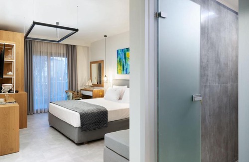 Polichrono Hotel | Sea Level Hotel by Diomedes Group