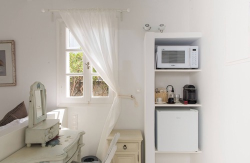 Kalafatis Villa | SEA & SUN A Quality Brand Certified Villa 150 meters from Agia Anna Beach