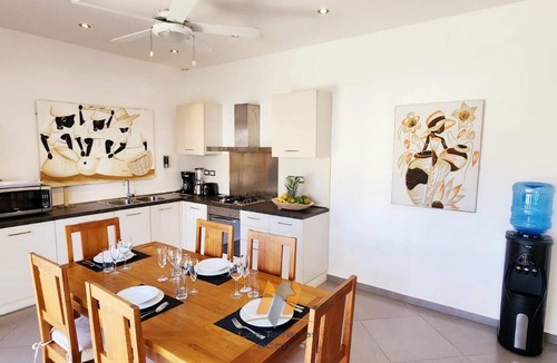 La Iglesia Apartment | Sea view Modern Apt 2BR A/C 2 Bathroom/20M Beach/Pools/Wifi
