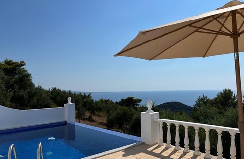 Lepreo House | Sea view vacation home in a fantastic location