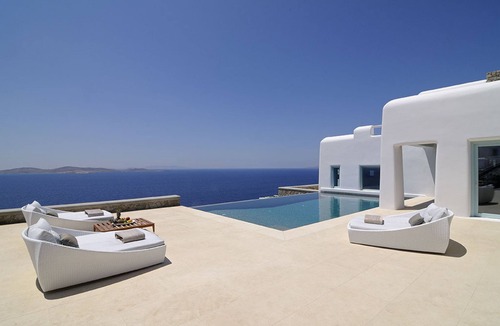 Agios Ioannis Villa | Seabird & Sunbird Villas