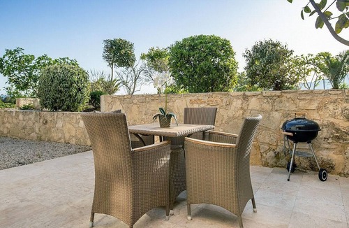 Stavros Villa | Seafront 4 bedroom villa