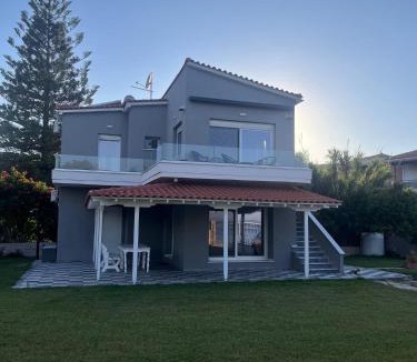 Skala Mistegnon House | Seafront Apartment