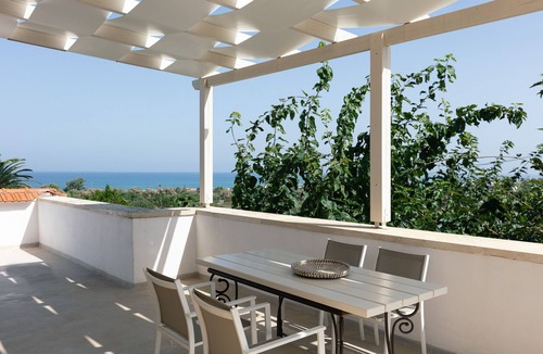Asprouliani Villa | Seafront Private Villa, 350m Away From Organised Sandy Beach