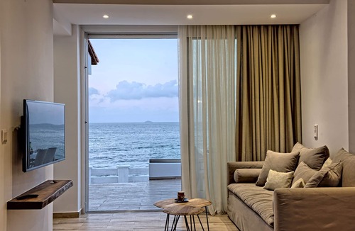 Kokkini Chani Villa | Seashell Suite by the Sea
