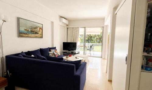 Katakali Apartment | Seaside Almyra Stay with pool Agioi Theodoroi