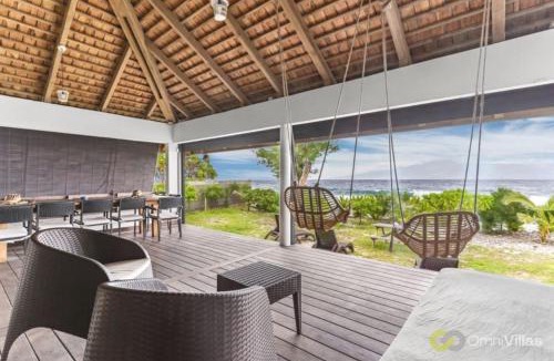 Temae Villa | Seaside Haven: Expansive 3BR Villa in Moorea