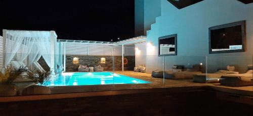 Kipri Apartment | Seaside Luxury Suites, Infinity Pool by Explore Andros