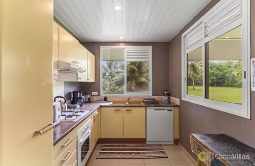 Moorea-Maiao House | Seaside Paradise Retreat - 3BR House in Moorea