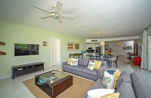Cabarete Apartment | Seawinds Family Retreat, Spacious 3 Bdrm on Garden Floor