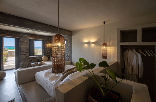 Pounta Hotel | Seesoo Paros Beachfront Luxury Hideaway