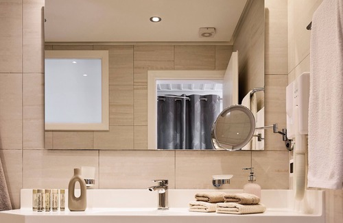 Chrisopigi House | Selana Suites