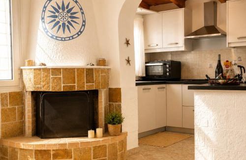 Elation House | Selene House