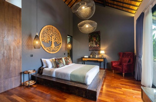 Kerobokan Villa | Seminyak Villa 2 BR - Private Pool & Rooftop