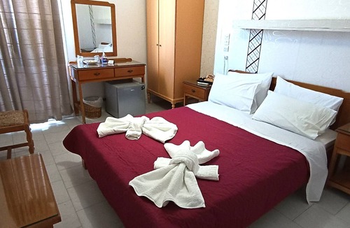 Livadi Hotel | Serifos Beach Hotel