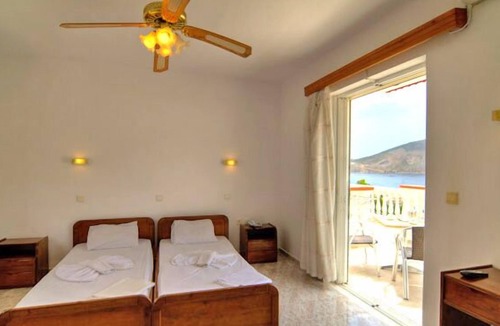 Livadia Apartment | Sevas Studios