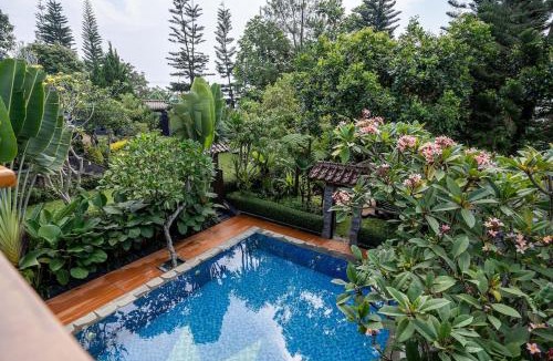 Caringin Villa | Seven Terrace