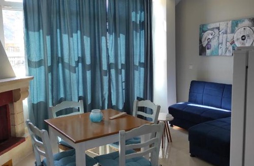 Diskos Apartment | Sifis place