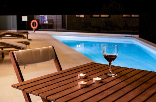 Polemarchi House | Silver Cozy Getaway - 3 Pearls Pool Retreat