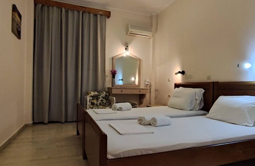 Benitses Hotel | Siora Leni Hotel