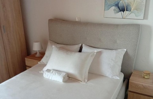 Astrakeri Apartment | Sklavenitis Panoramic Seaview Beach Apartment