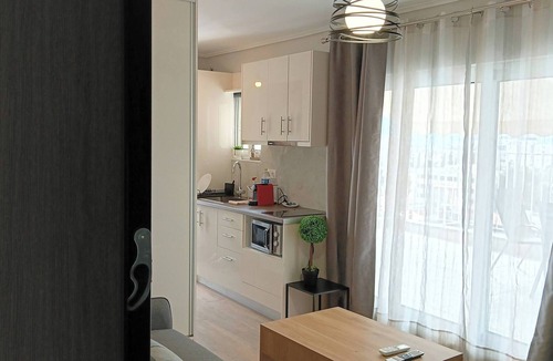 Amarousion Apartment | Skyfall Studio Marousi