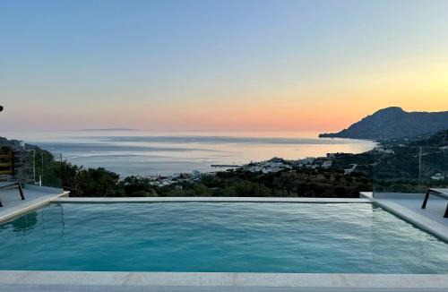 Agios Vasileios Villa | Skyline Iconic Villa