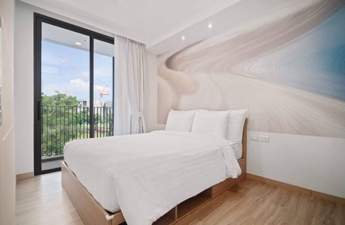 Laguna Condo | Skypark Aurora, One Bedroom 2311 1Cx Deluxe