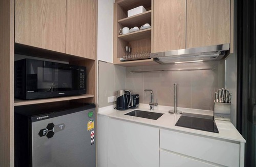 Laguna Condo | Skypark Aurora, Studio 2706 1A Premium