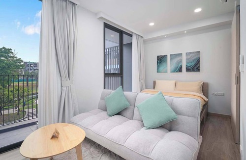 Laguna Condo | Skypark Aurora, Studio 1711 1A Premium