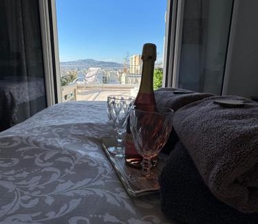 Omonia Apartment | Small Oasis-Über den Dächern von Athen