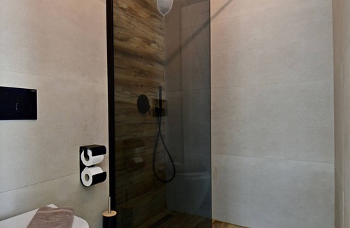 Artemonas Hotel | Smaragdi Hotel