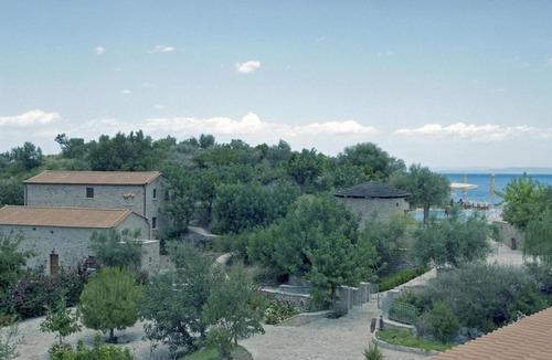 Poulithra Hotel | Smyros Resort