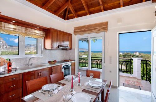 Kamisiana Apartment | Socrates Holidays Apt. 2 with Pool near the Beach