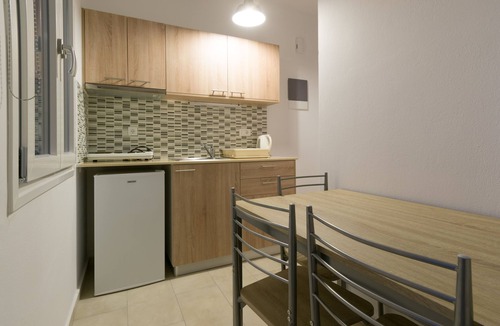 Milatos Beach Hotel | Socrates Seaside Apartments