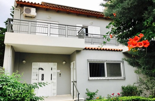 Loutraki Apartment | Sofía Luxury Residence. Elegant 3BR escape in Loutraki, walk to beach & cafés