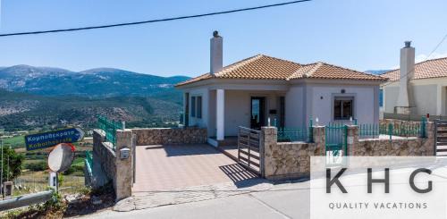 Khelmata House | Sofia's Grand View Maisonette near Argostoli!