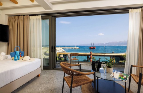 Limenas Chersonisou Apartment | Soho SeaFront Suites