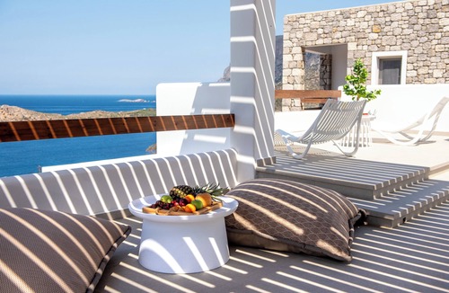 Mirties Villa | Sole | Mia Anasa - Luxury Suites